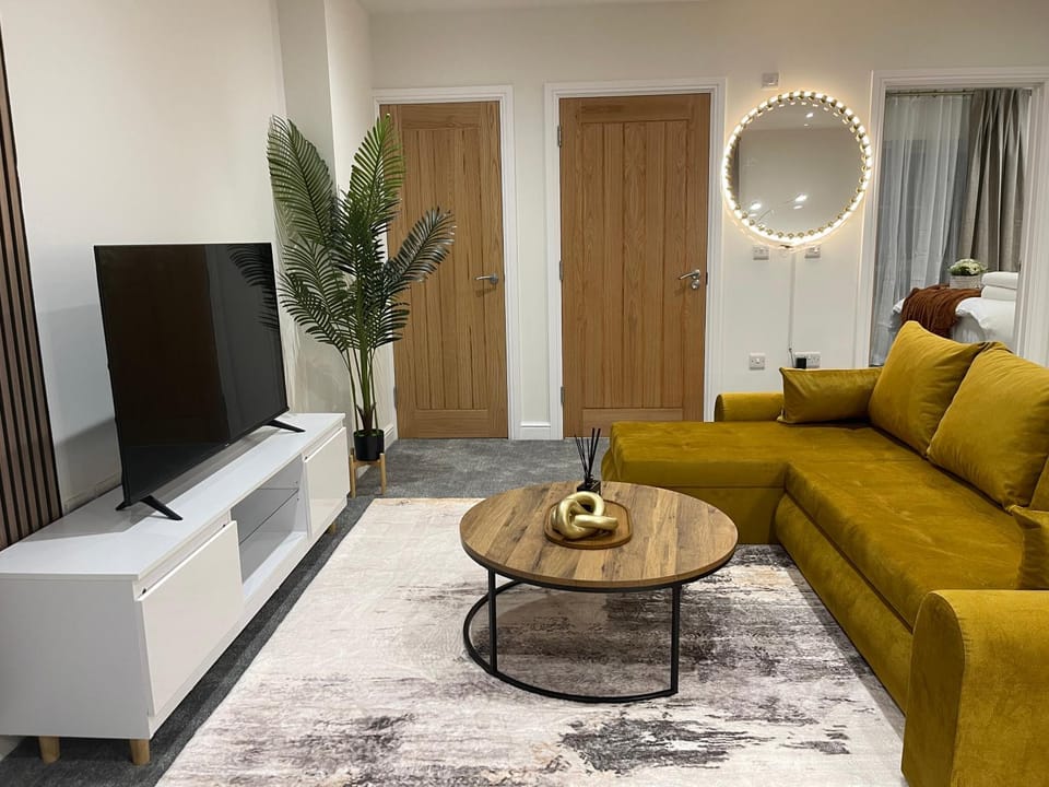 ELIM SUITE Cozy Winter Escape 1bed Apartment, Free Parking, Wifi Sleeps 2-3 people Apartment in Bournemouth