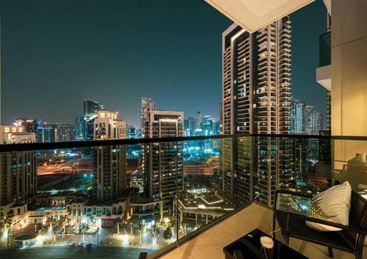 Act One Act Two - Close to Dubai Mall & Burj Khalifa - Downtown Dubai - Luxury Apartments by Canvas Holiday Homes Apartment in Dubai