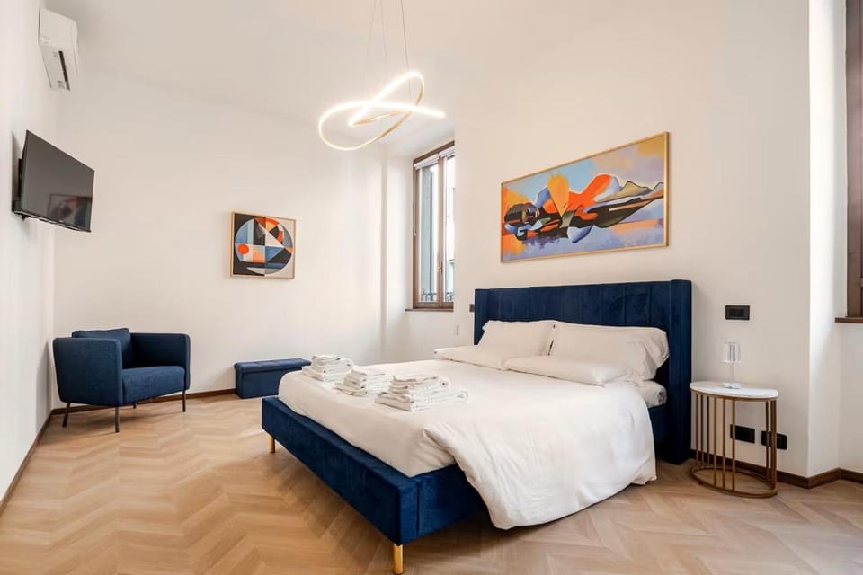 Bed, TV and multimedia, Bedroom, air conditioner