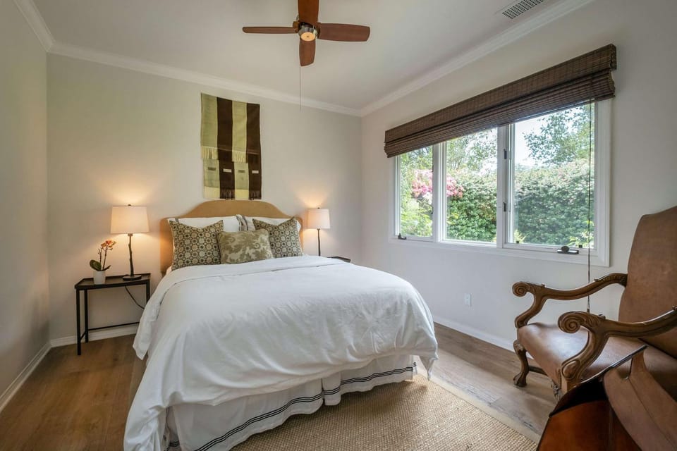 Montecito Retreat - Walk to Beach Near Downtown House in Montecito