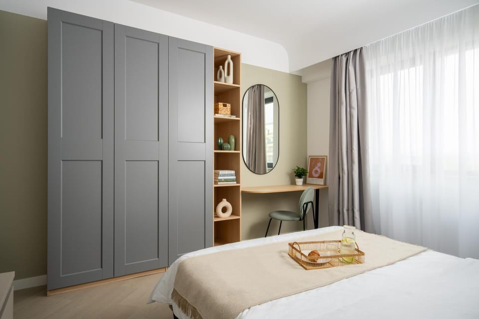 Bed, Photo of the whole room, Bedroom, wardrobe