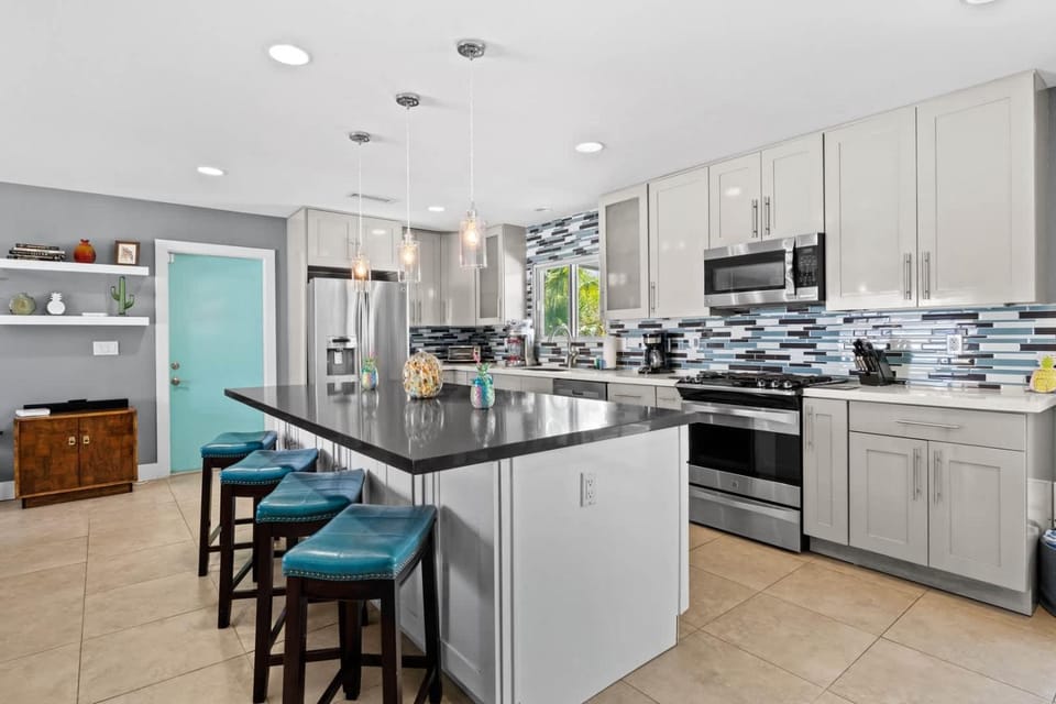 3 BDR Desert Oasis in the Heart of Palm Springs House in Palm Springs