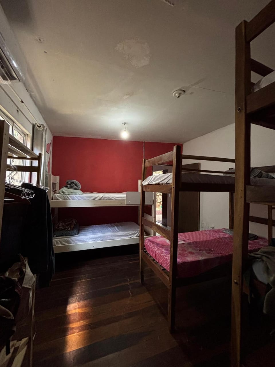 Chalé Minas - Feminino Hostel in Pipa Beach