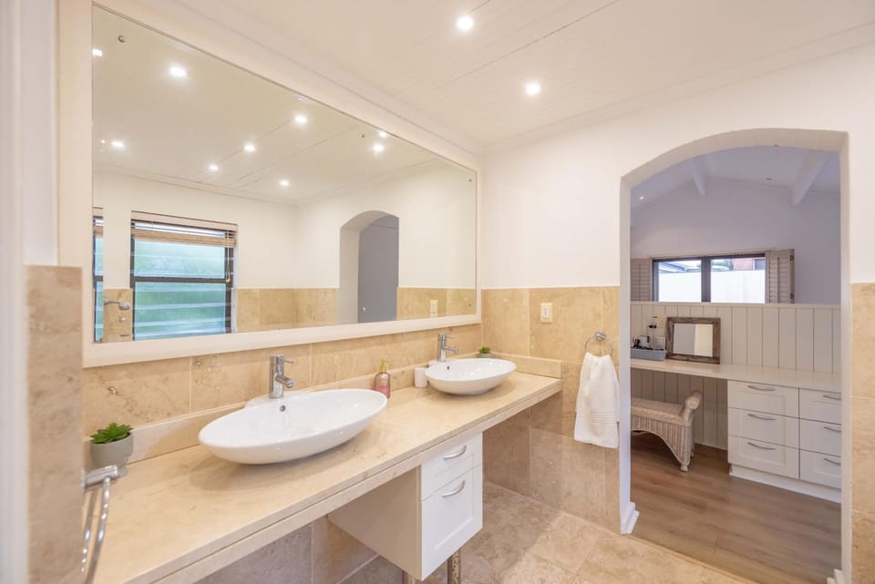 Bathroom, Bath