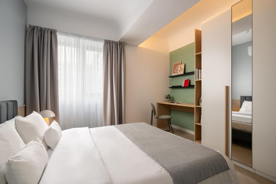 Bed, Photo of the whole room, Bedroom, wardrobe