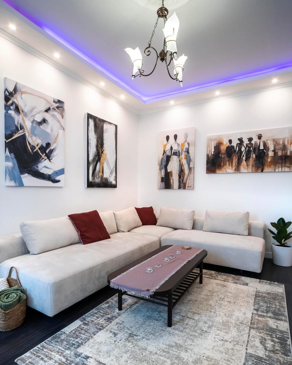 Living room, Seating area