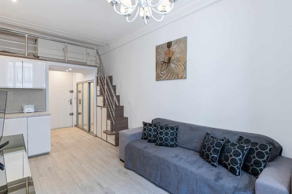 Holiday Azur - 2 min from the Beach Apartment in Nice