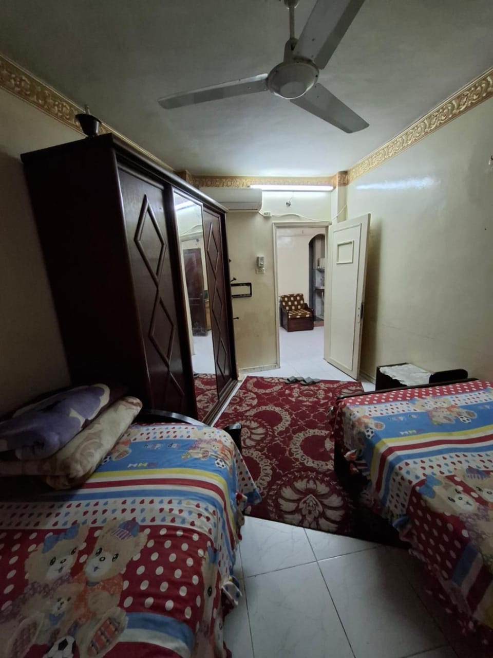 Bed, Bedroom, fireplace, air conditioner