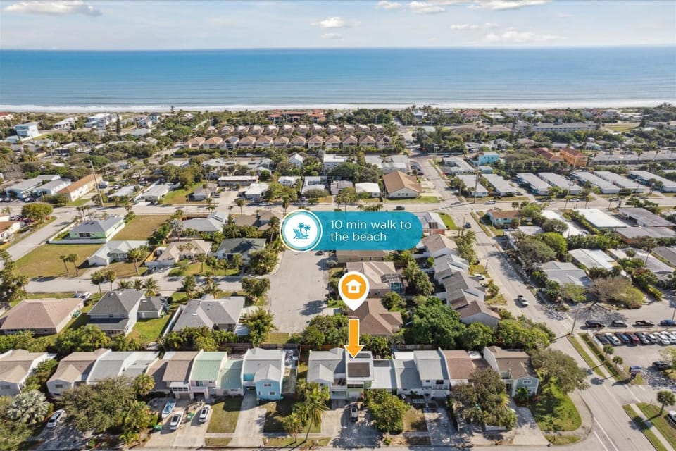 Property building, Day, Natural landscape, Bird's eye view, Other, Beach, City view, Sea view, Street view, Location, Parking