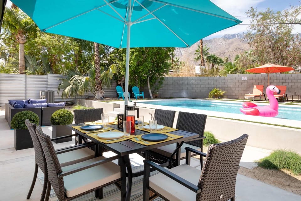 Experience Modern Luxury at Desert Hideaway House in Palm Springs