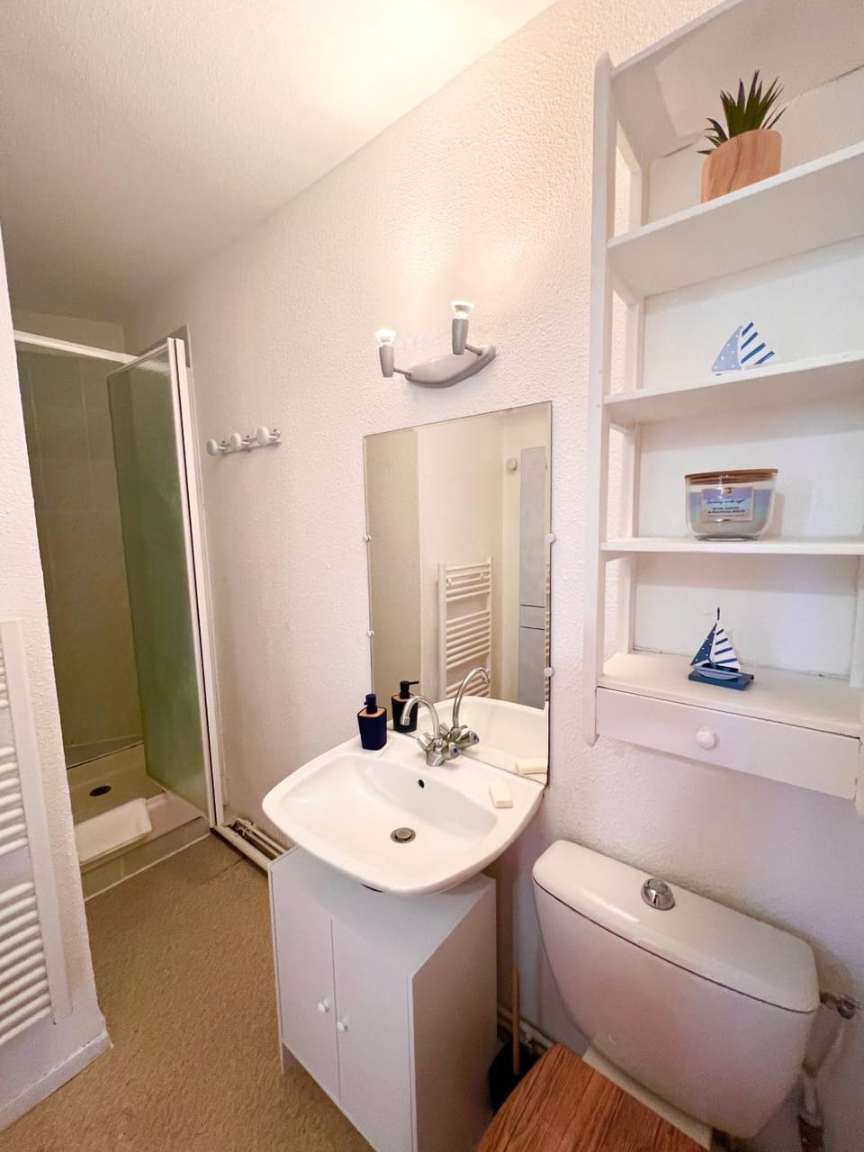 Toilet, Bathroom