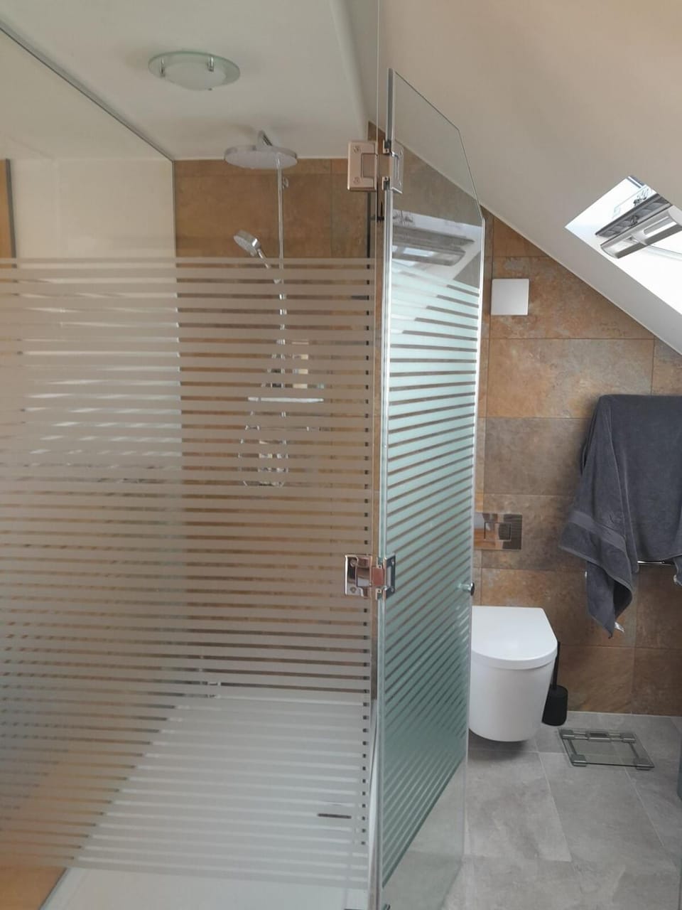 Beautiful airy house by river House in Kingston upon Thames