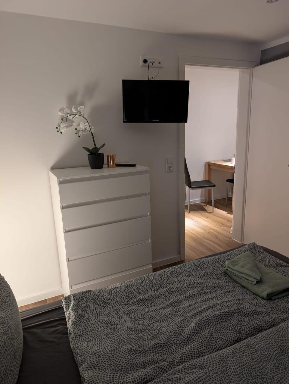 TV and multimedia, Bedroom