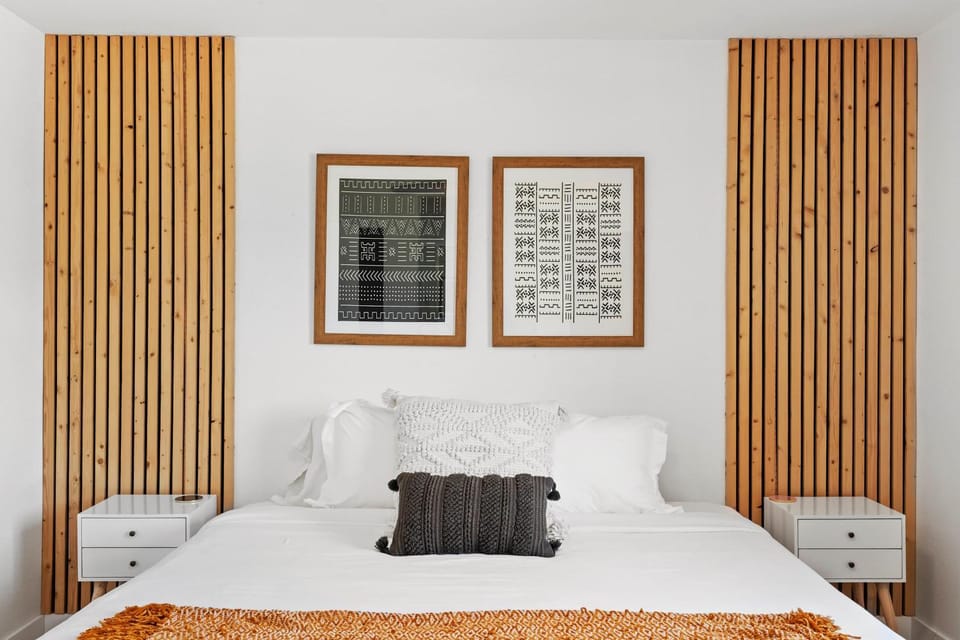 3 BR Condo in Palm Springs with Community Pool House in Palm Springs