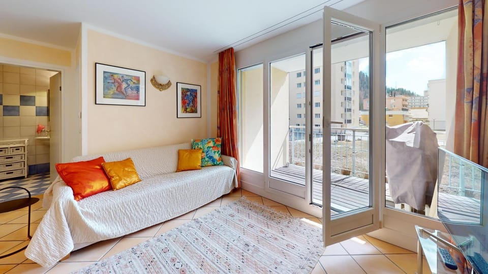 Abitaziun Braschunauns 8 - St Moritz Apartment in Saint Moritz