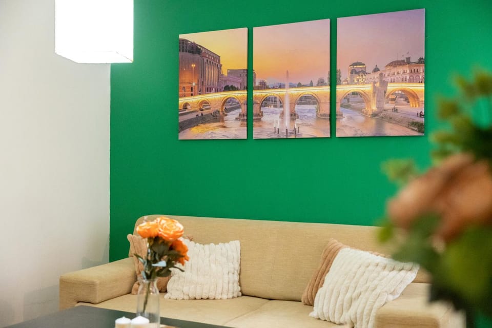 Living room, Decorative detail, Seating area