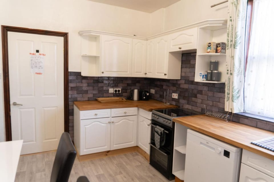 Saaj Apartment in Manchester