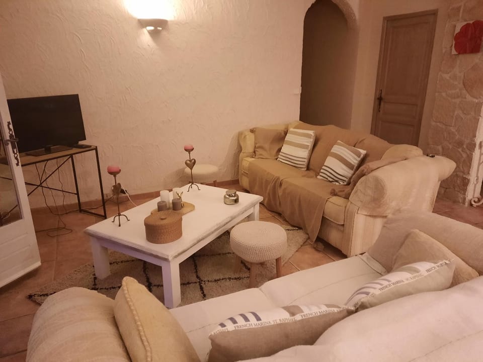 Villa ANTHEA Villa in Saint-Raphael