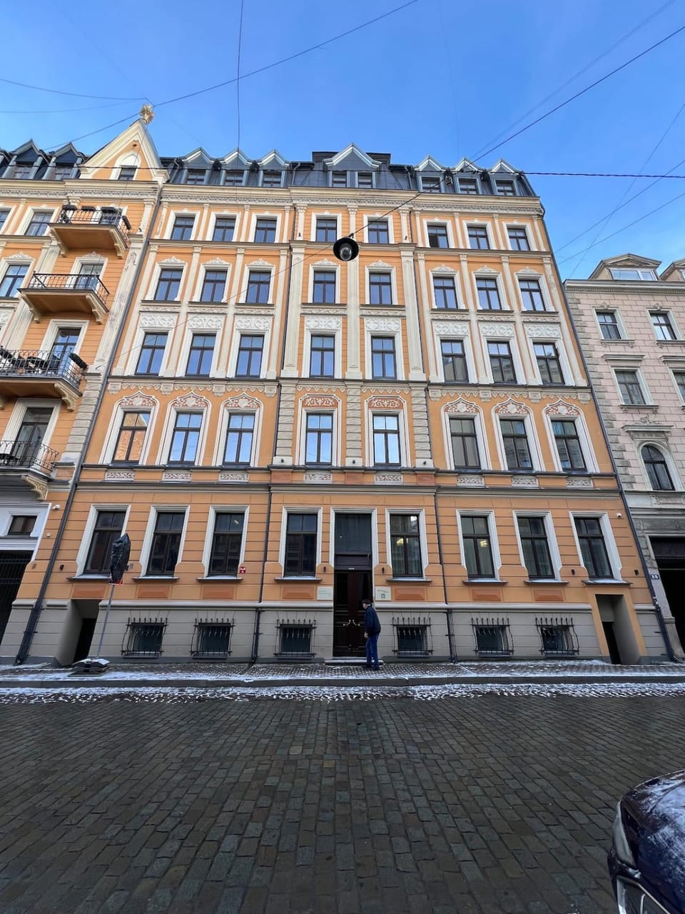 Property building, Street view