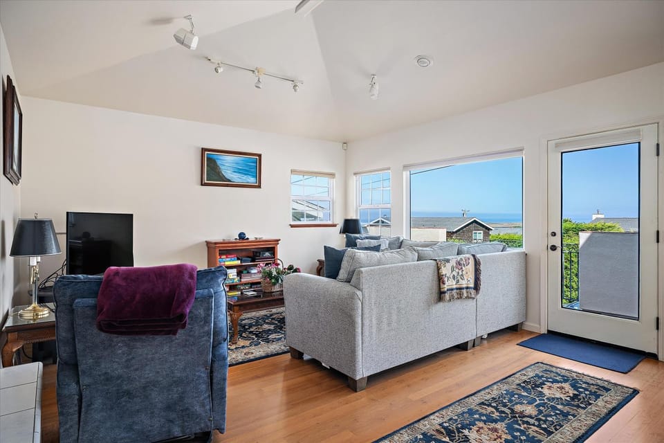 A Dolphin Dreams House in Cambria