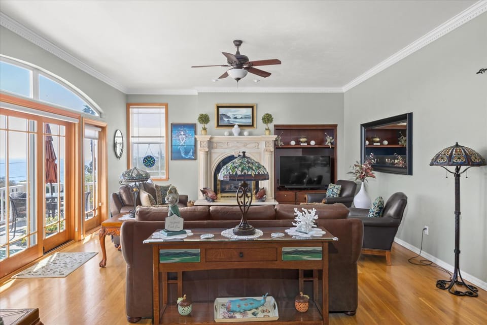 Oceanview Gatsby House House in Cambria