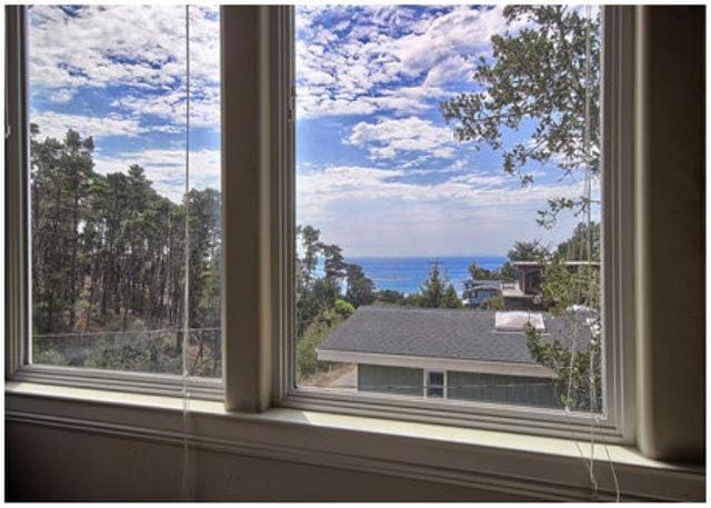 Randall Retreat-Spring Special House in Cambria