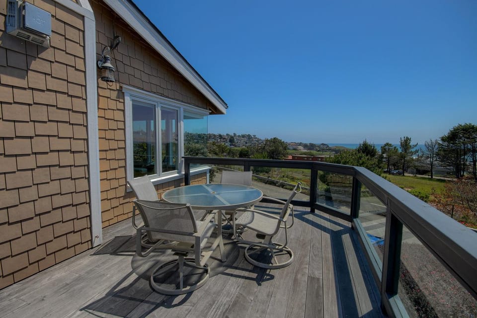 Awesome House, Awesome Views-May June Special House in Cambria