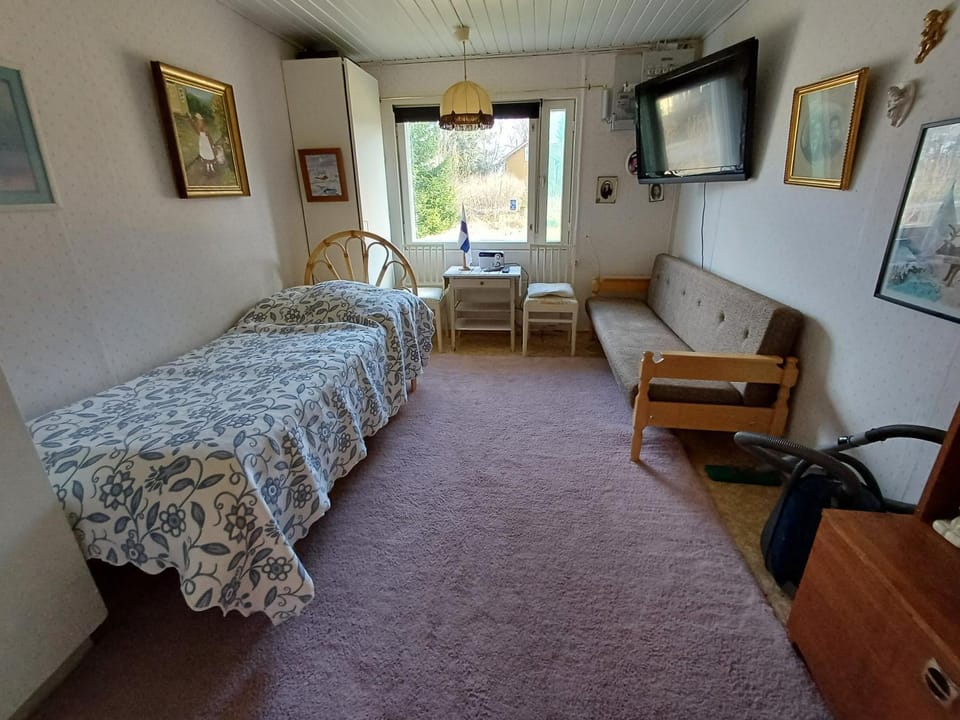 Bed, Photo of the whole room
