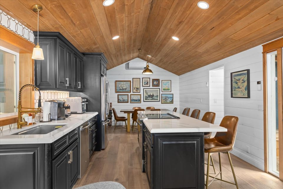 House of Joy-Sleeps 12-Spring Special House in Cambria