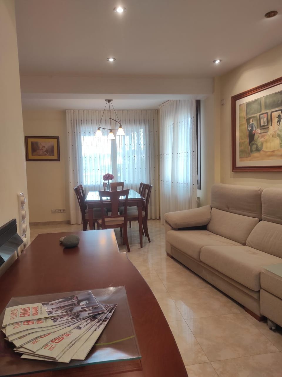 TV and multimedia, Dining area