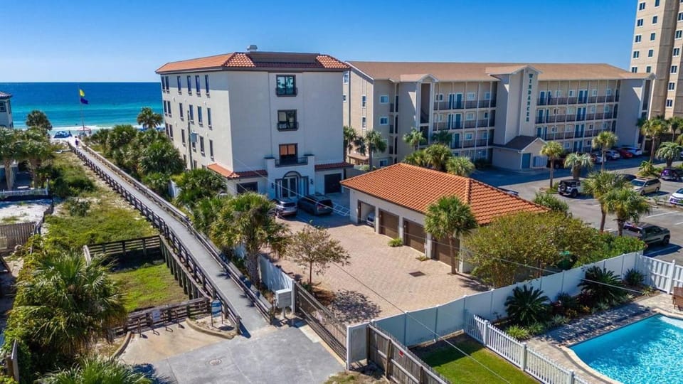 Villa Burago 2 by Newman-Dailey Apartment in Miramar Beach
