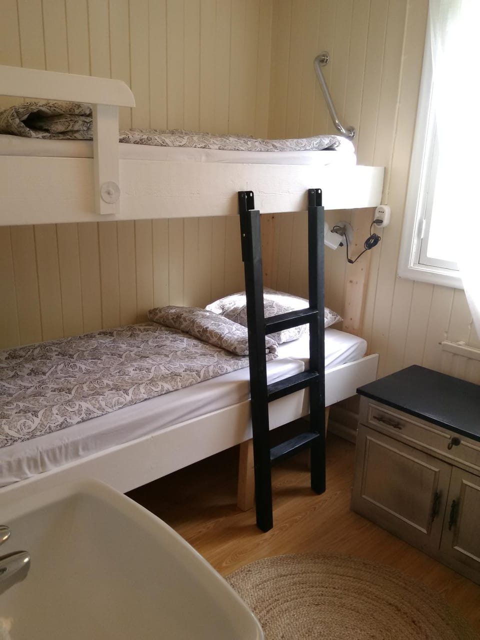 bunk bed