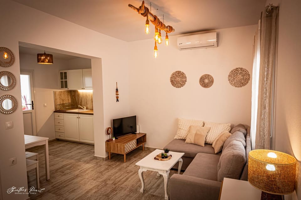 Living room, kitchen