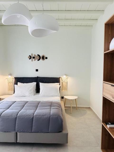 Memories Apartment in Ornos