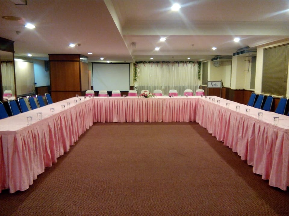 Meeting/conference room