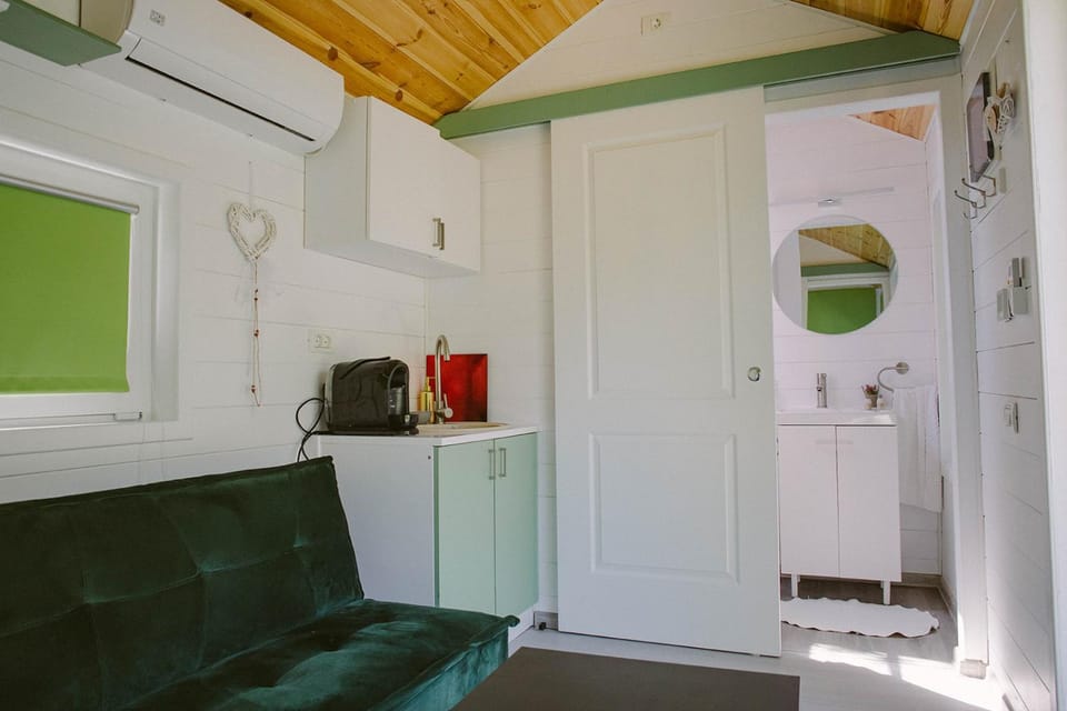 Central houses budget friendly Apartment in Bucharest