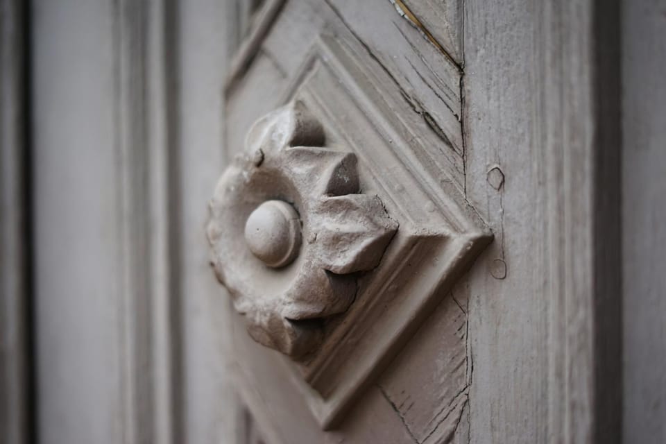 Property building, Decorative detail