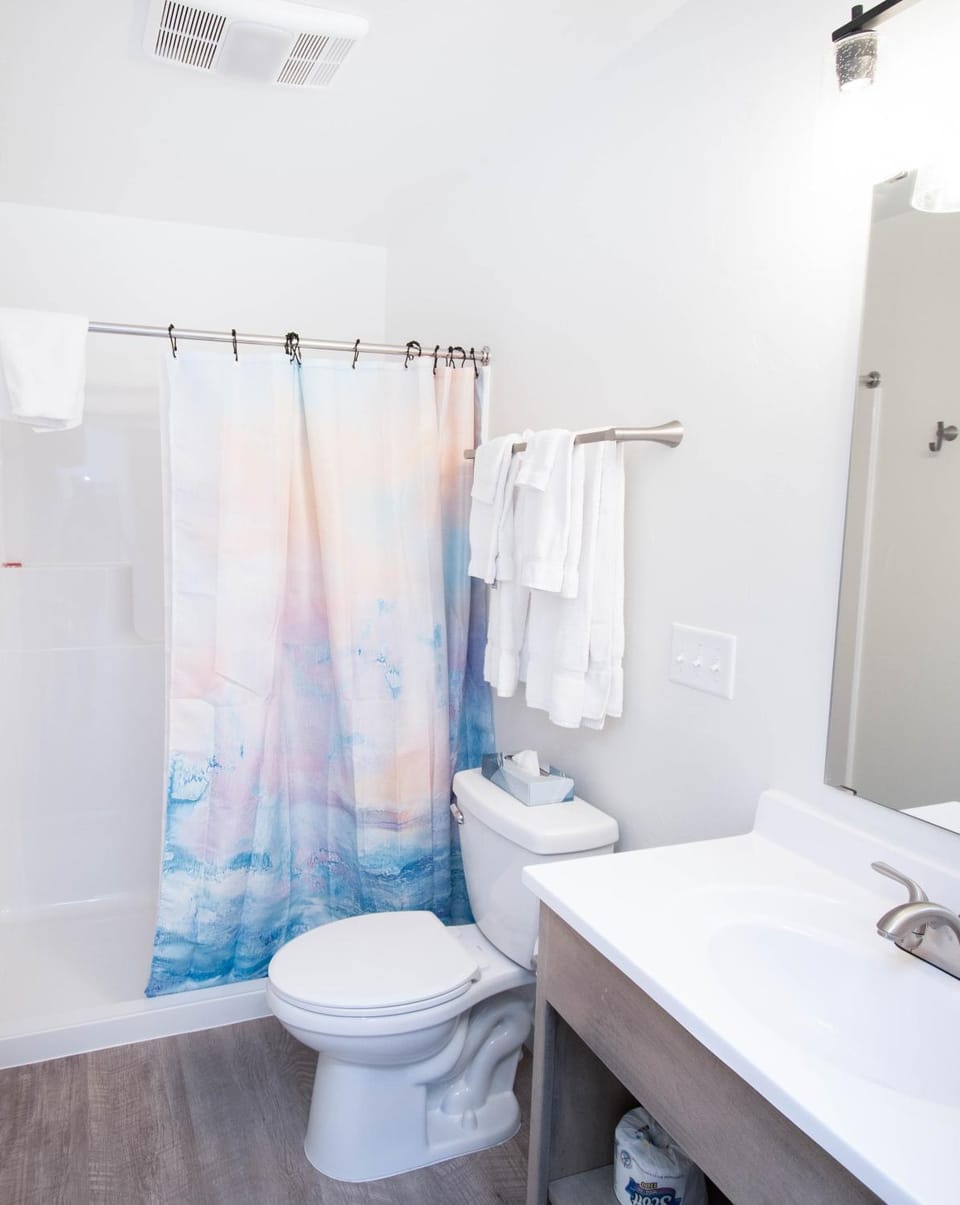 The Painted Pelican Motel in Wisconsin