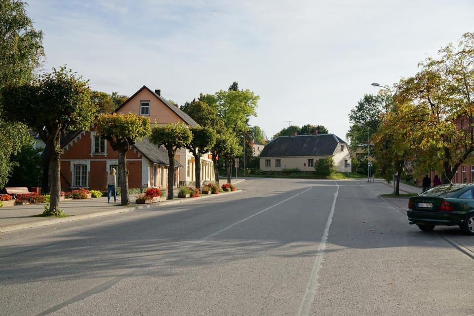 Property building, Facade/entrance, Neighbourhood, City view, Street view