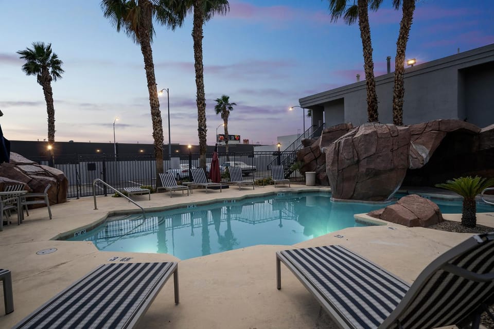 Spectra Paradise 404 I Spacious Studio Apartment in Paradise