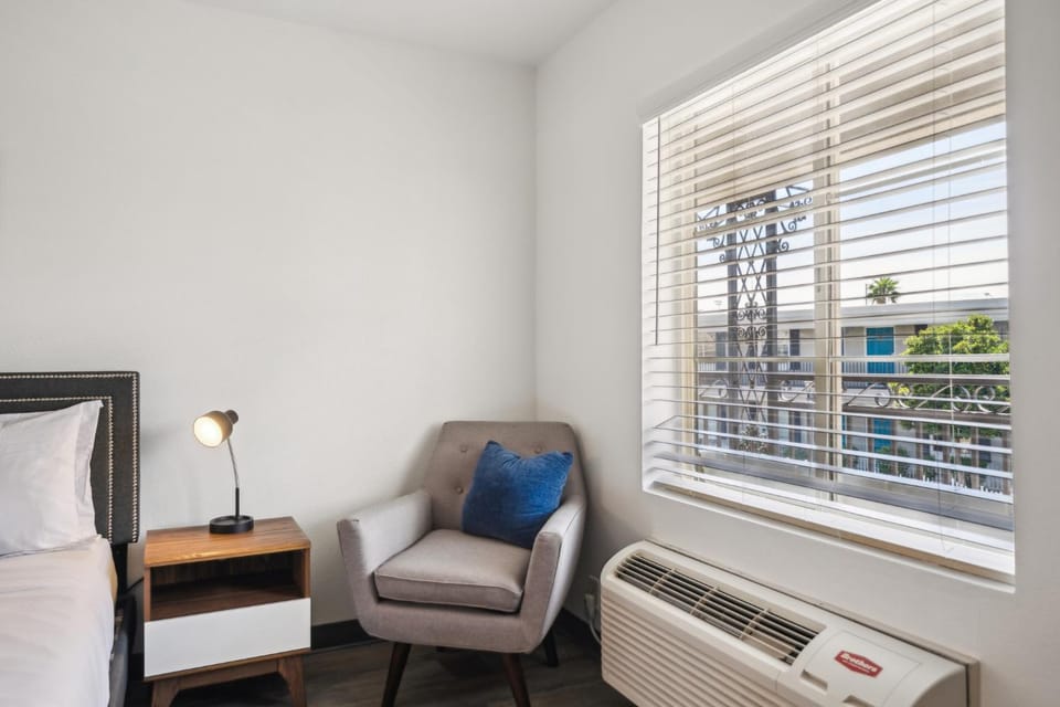 Spectra Paradise 404 I Spacious Studio Apartment in Paradise