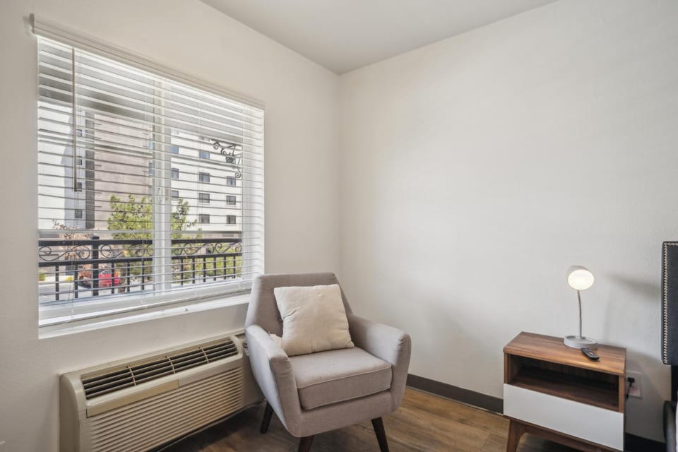 Spectra Paradise 518 I Spacious Studio Apartment in Paradise