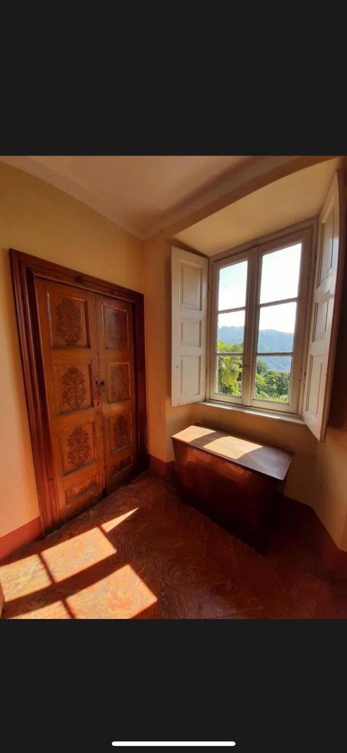 Villa Adelaide Lakeview Bed and Breakfast in Como