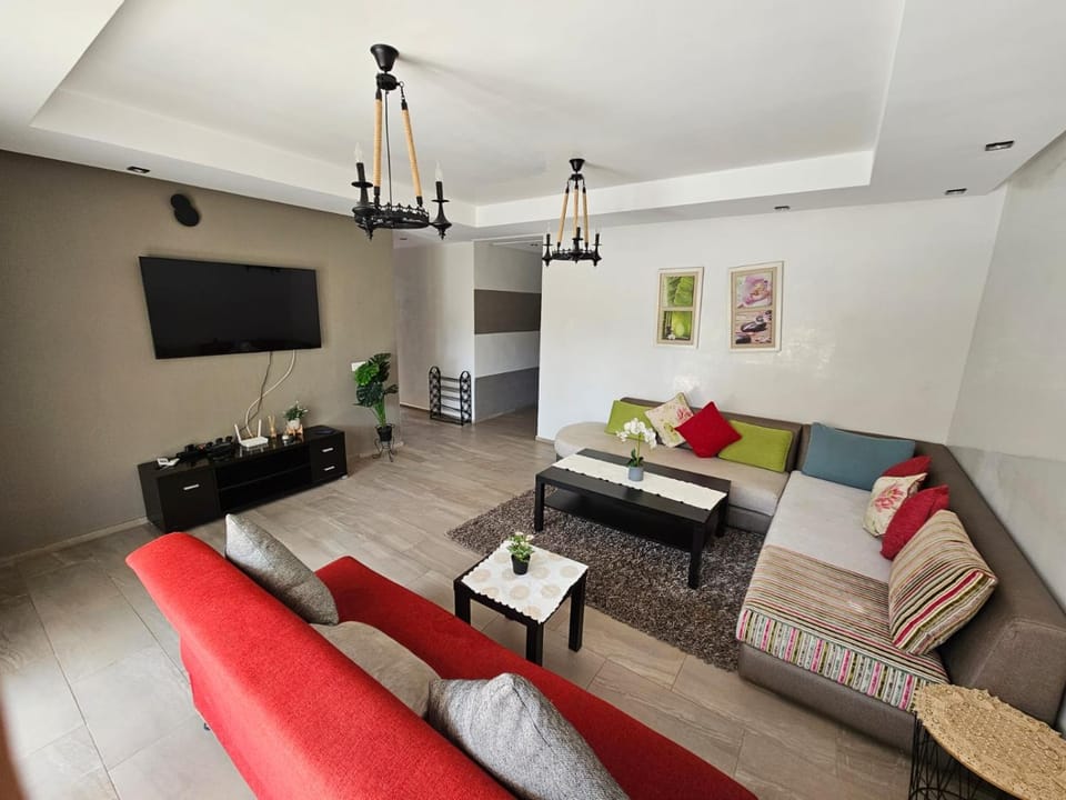 Communal lounge/ TV room, Living room