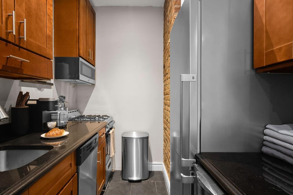 Coffee/tea facilities, Kitchen or kitchenette, dishwasher, minibar, oven, stove, toaster