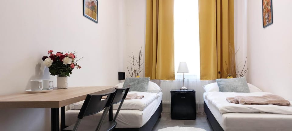 Property building, Bed, Photo of the whole room, Bedroom, furniture