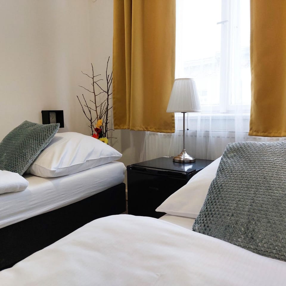 Property building, Bed, Photo of the whole room, Bedroom, furniture