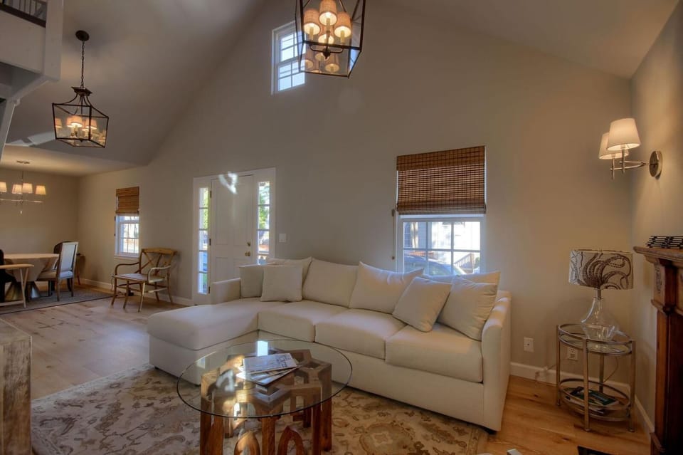 Bridge Street Beauty House in Cambria