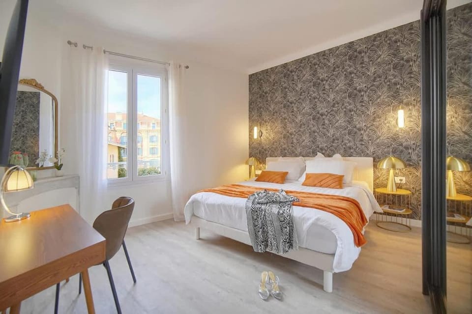 Emily 2 bedrooms 2 baths near Palais Apartment in Cannes