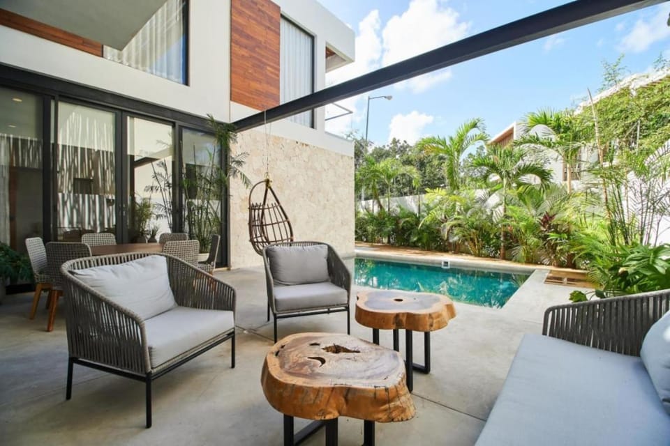 Casa Mila 4BDR Luxury Villa 24-7 Security House in State of Quintana Roo